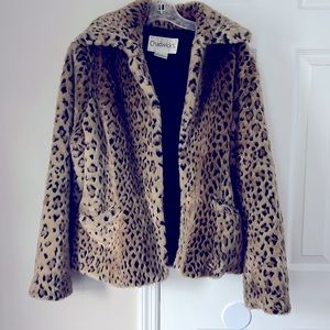 Beautiful vintage Chadwick’s jaguar print fur jacket Sz Medium